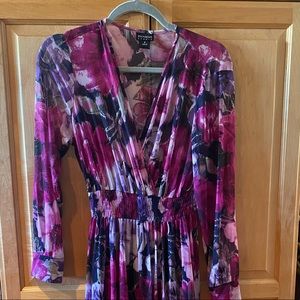 Multicolor floral long sleeve long dress.